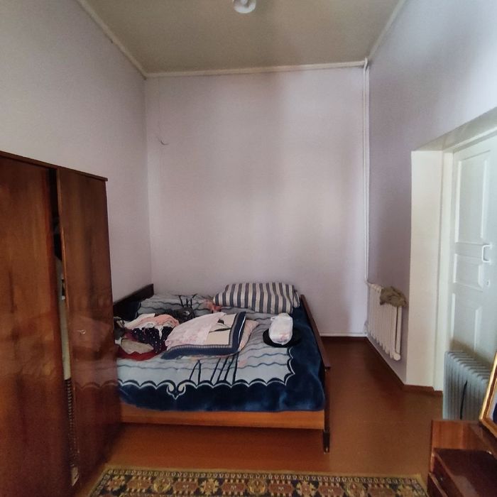 Срочно продаётся  дом площадью 6-соток