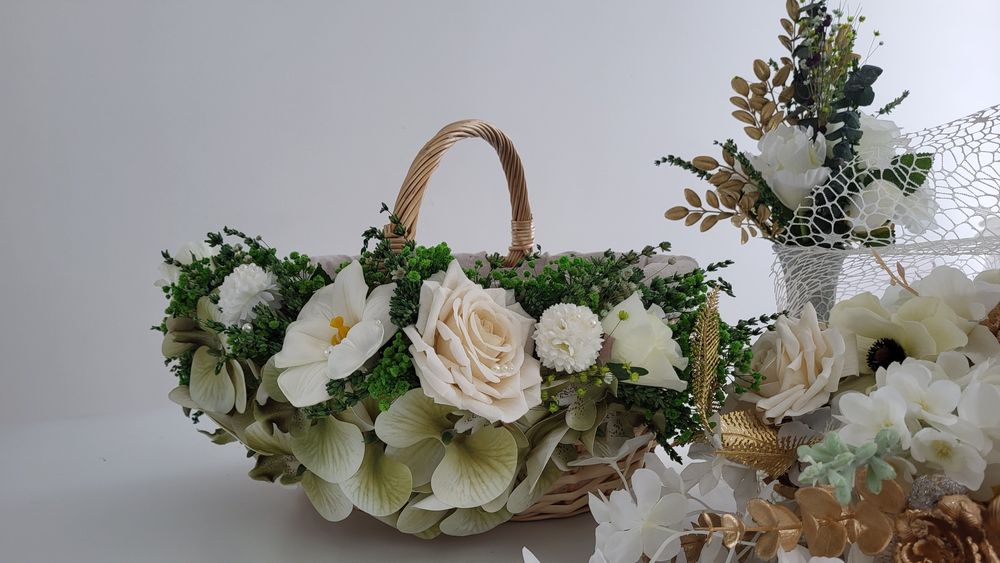 Cos impodobit cu flori, multiple modele