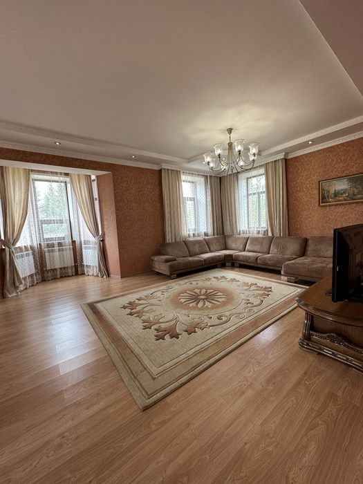 Двухэтажный коттедж Бурабай