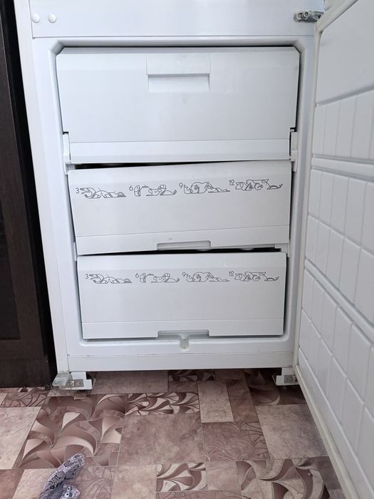 Продам холодильник