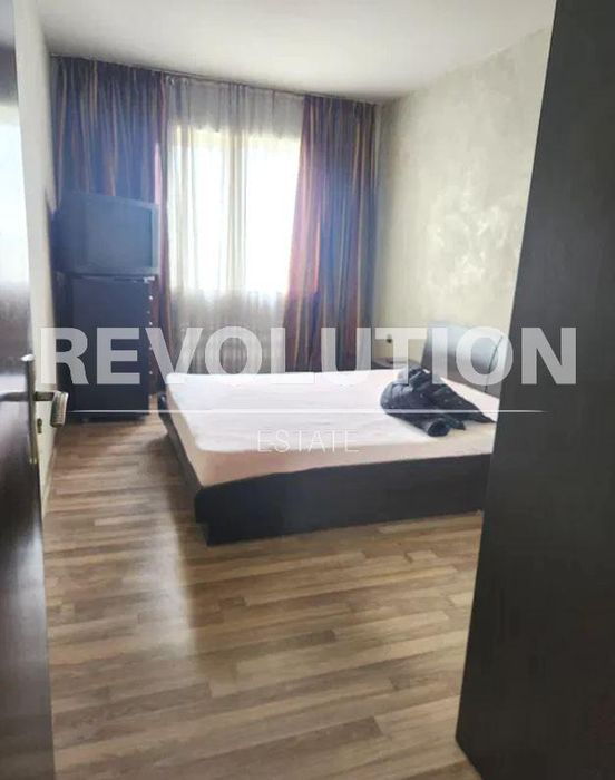 Дава се под наем Тристаен апартамент в Варна, Цветен квартал - 80 кв.м за 420 € - Снимка #2