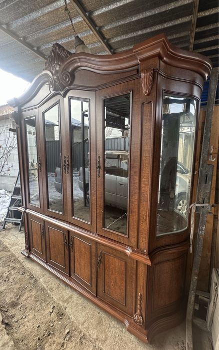 Сервант  0.56x2.27x2.46