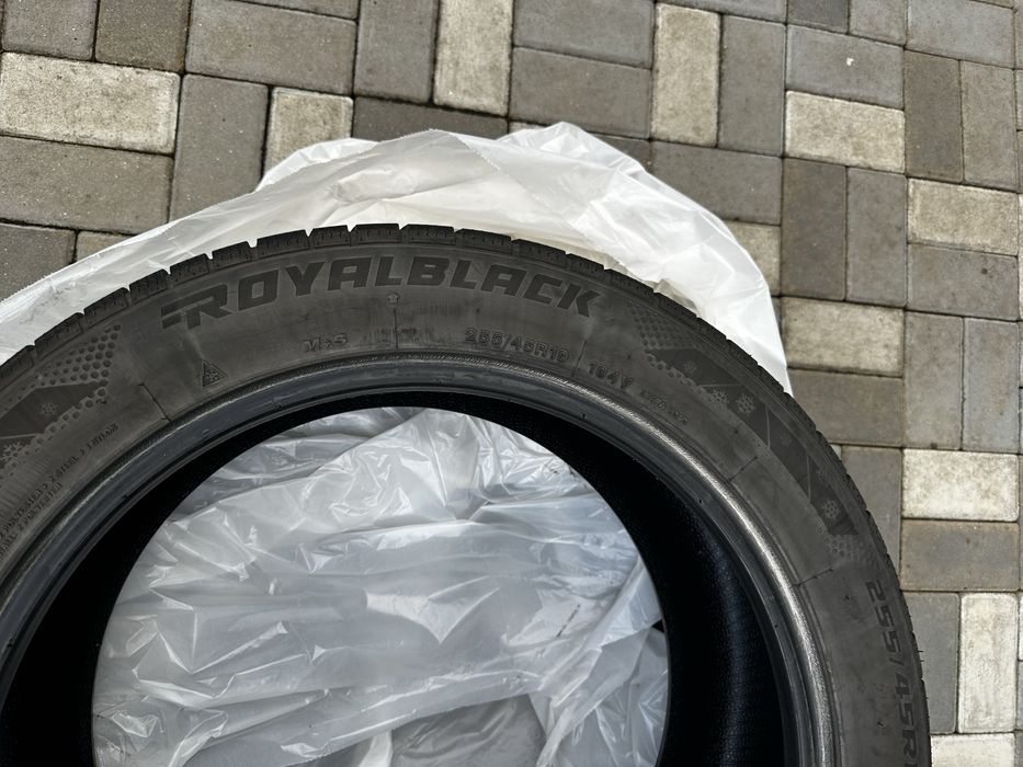 Anvelope Royalblack 255/45/R19 104V allseason