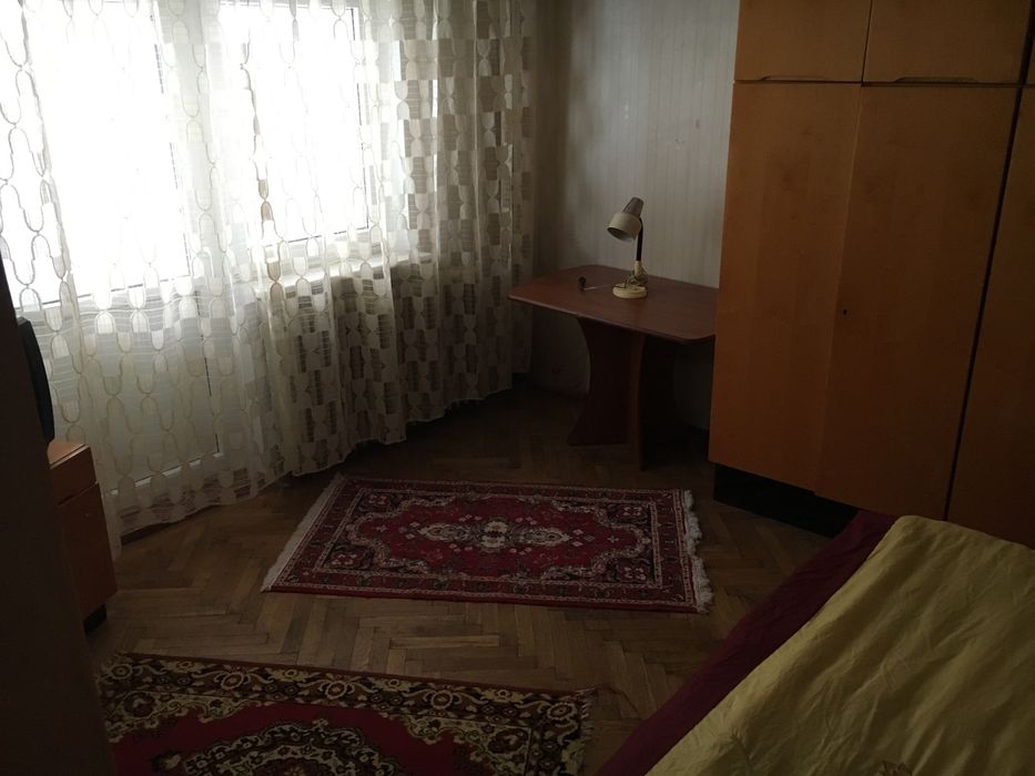 Vand apartament gavana 3 Q-uri