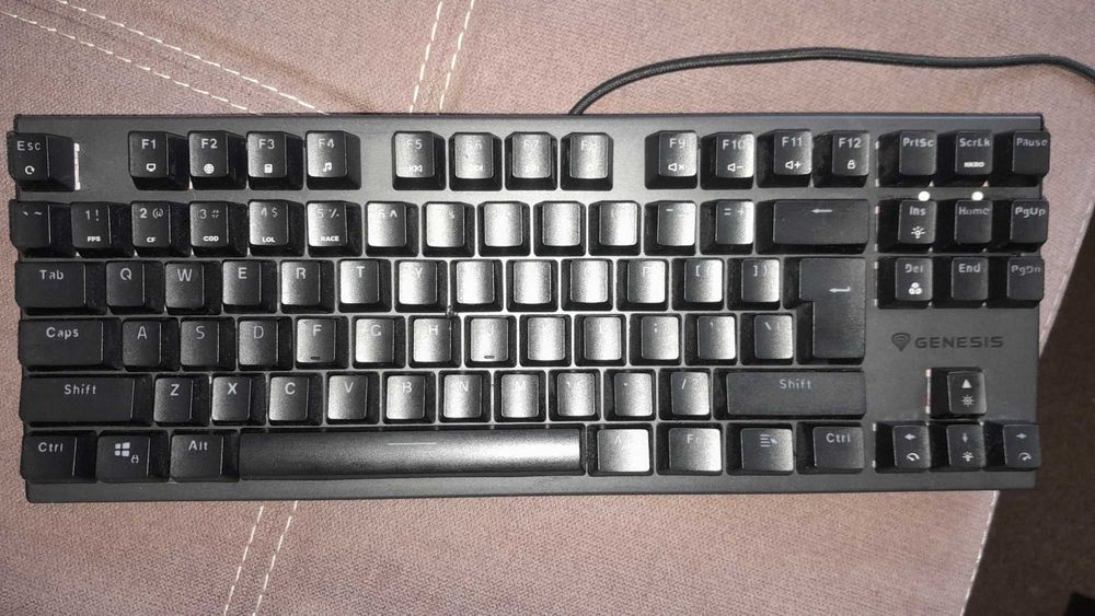 Клавиатура Genesis