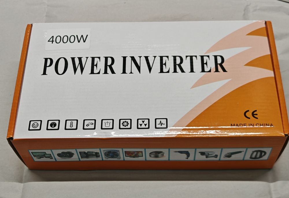 Invertor 12V DC la 220V