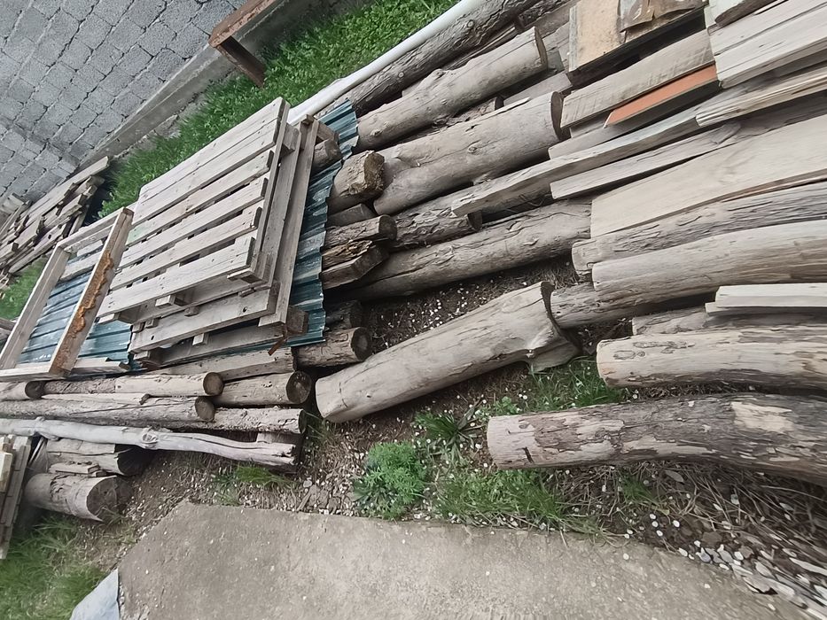 Ағаш  қолданылған