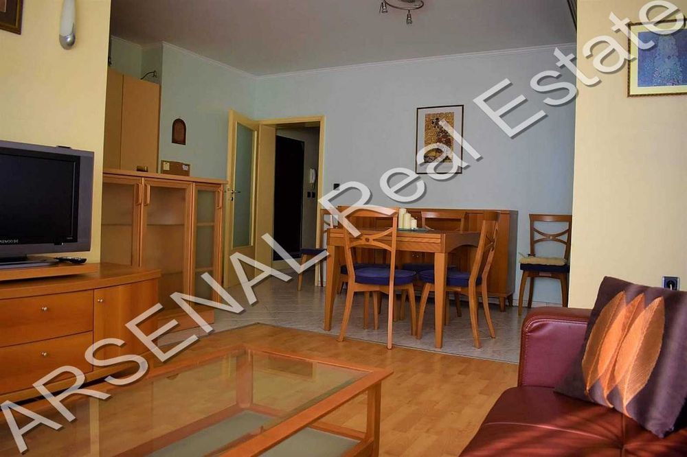 Дава се под наем Тристаен апартамент в София, Лозенец - 120 кв.м за 750 € - Снимка #4