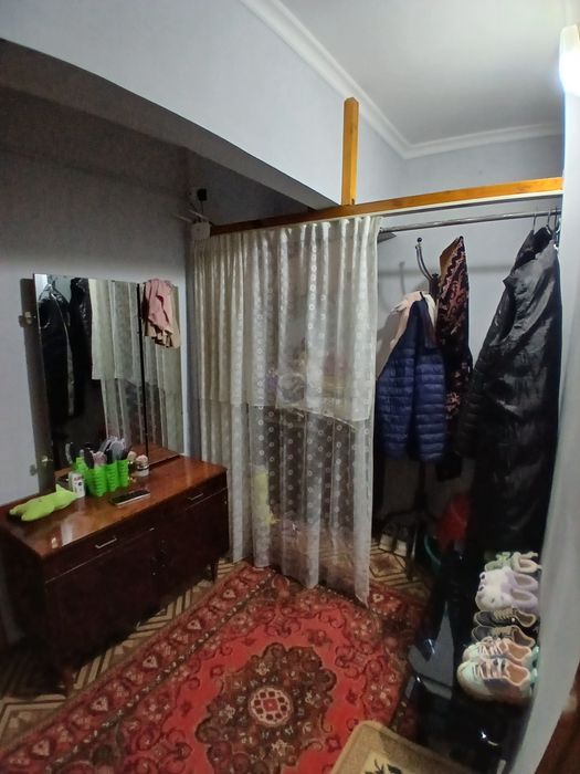 Срочно 2 хонали квартира сотилади!!!