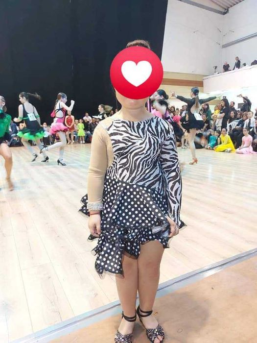 Рокля за латино танци