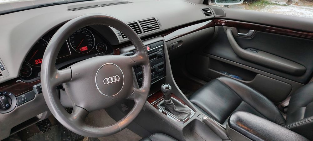 Audi a4 b6 an 2001