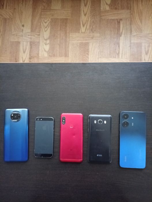 Продам б/у телефоны