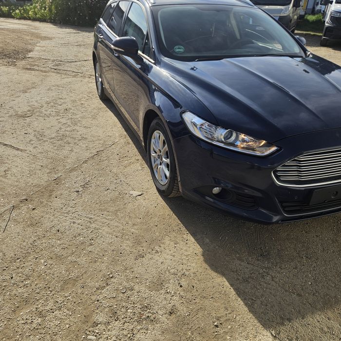 Vând ford mondeo mk5