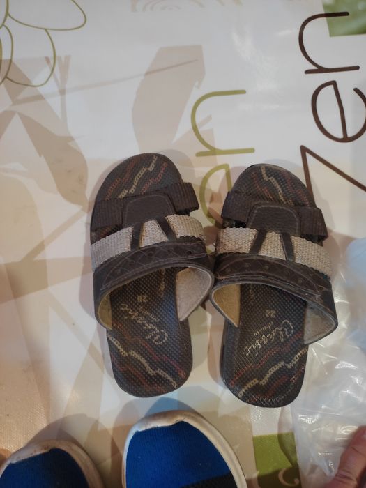 Продам детские сапоги