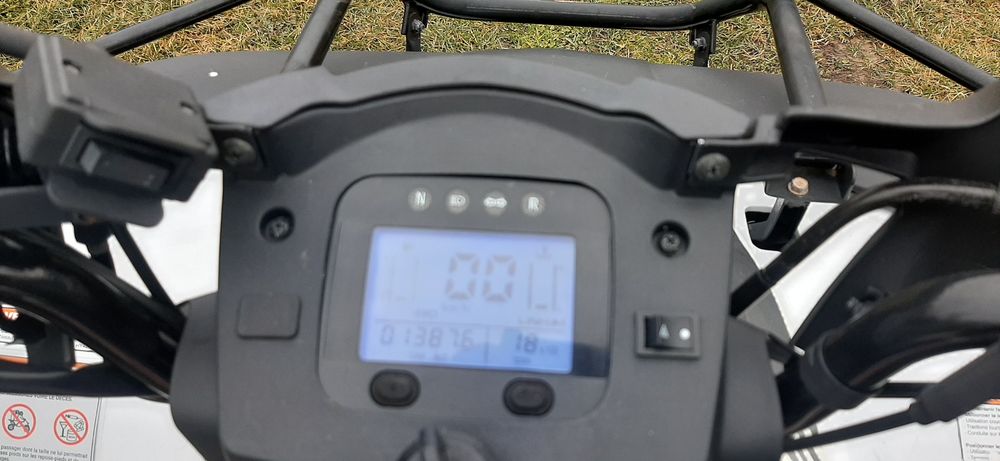 Vând atv linhai 300cc 4x4