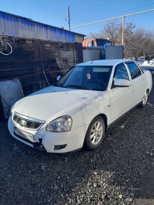 Продам Приору...