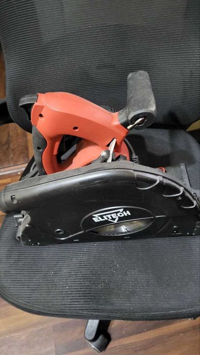 Погружная пила ELITECH ПД 1675П