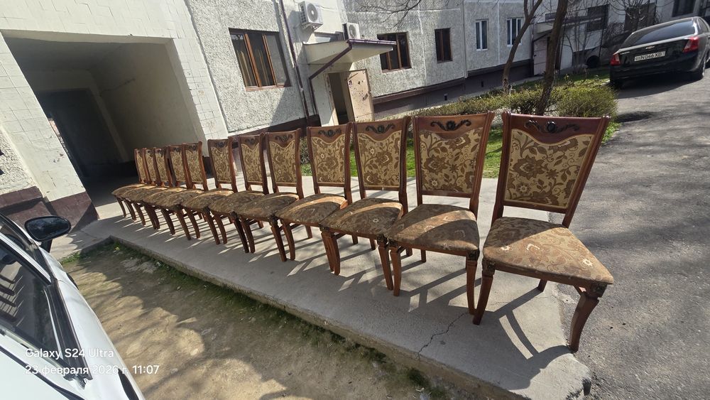 Продаётся стулья