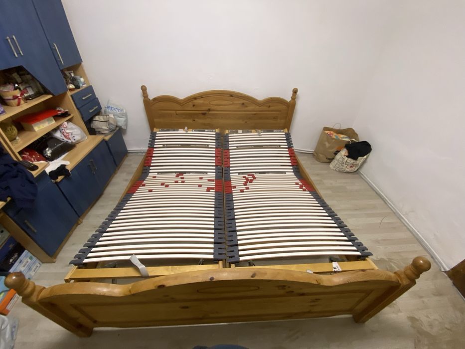 Vand pat dormitor lemn masiv urgent