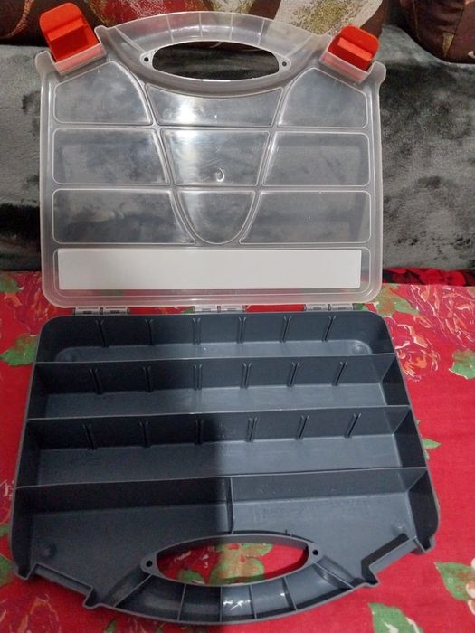 Ящик для аксесуаров