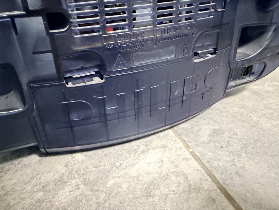 Минисистема Philips AZ2000  AM/FM Radio CD Cassette Player