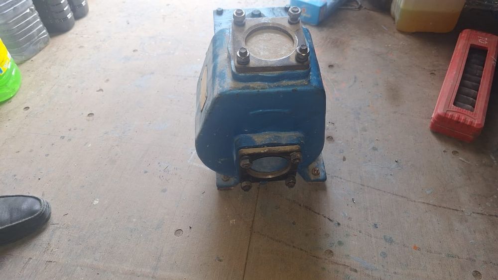 Насос помпа для водавоза