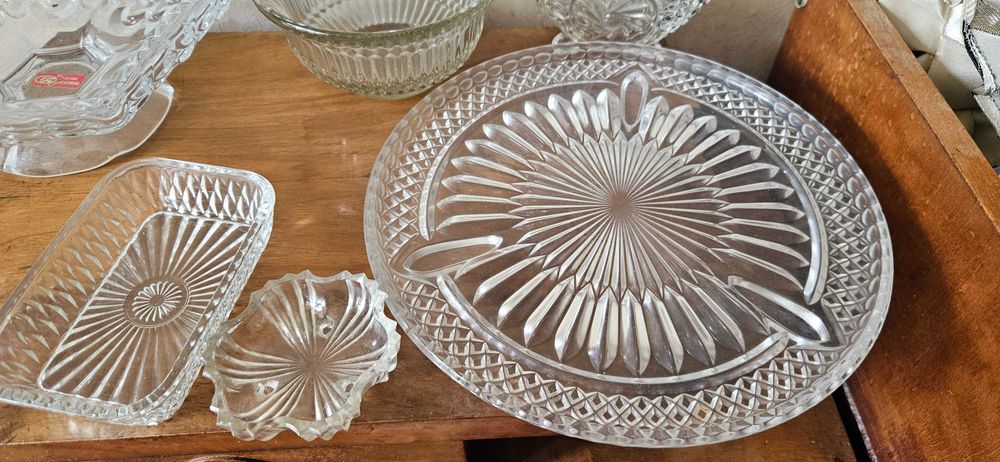 кристални стъклени купи,чинии, подноси фруктиери, бонбониери