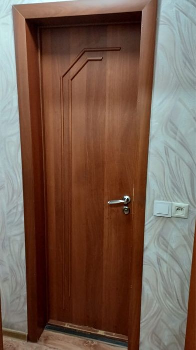 Продам межкомнатные двери