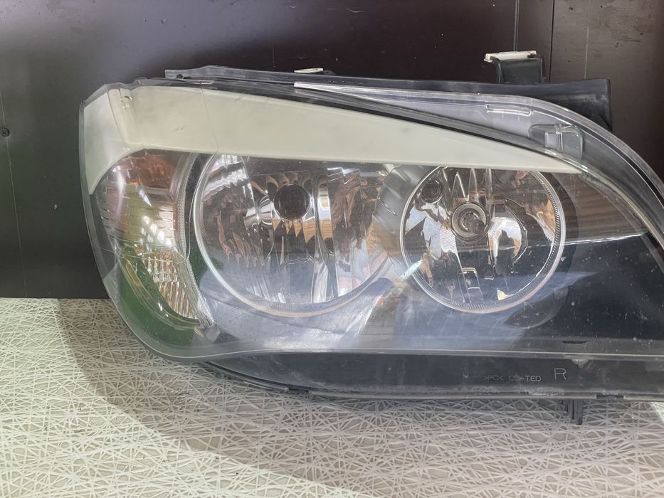 Faruri BMW X1 E84 2012