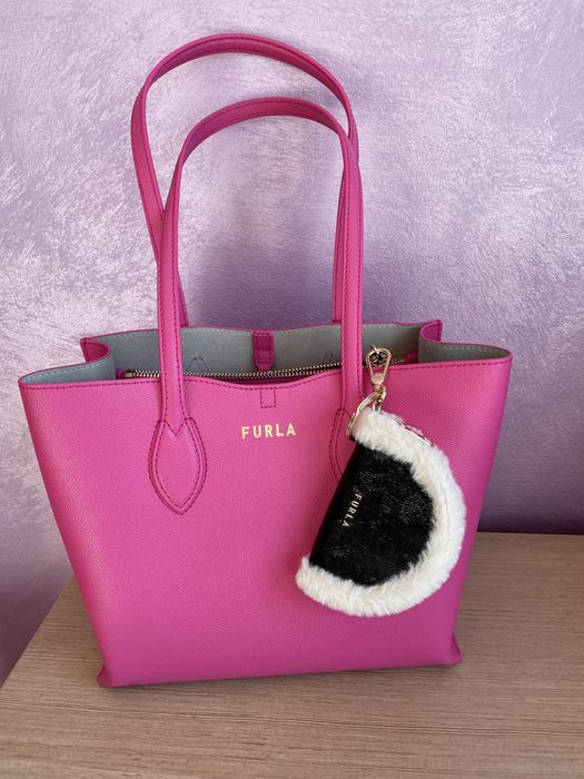 Furla-аксесоар-ключодържател