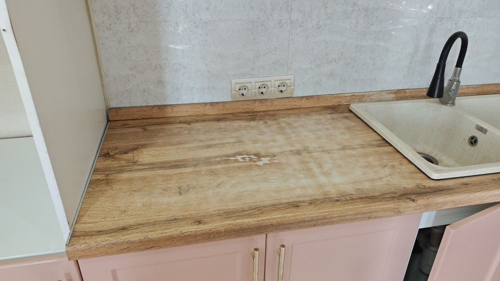 Продам угловой кухонный гарнитур
