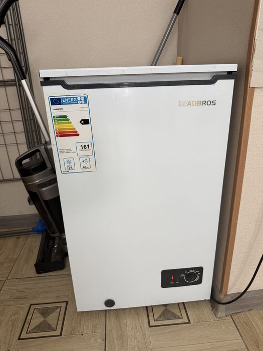 Продам Морозильник
