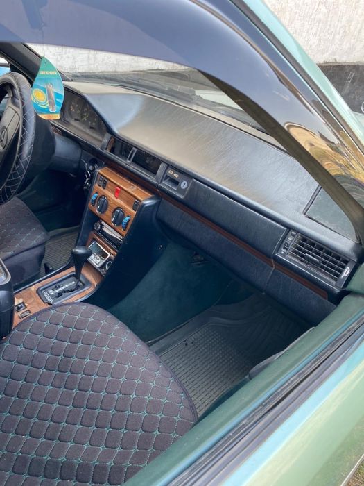 Мерседес бенз 124