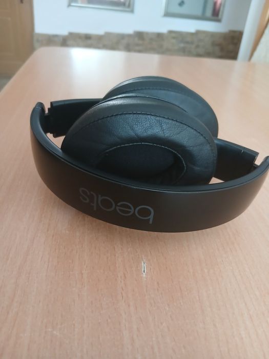 Casti beats în stare foarte bună De funcționare