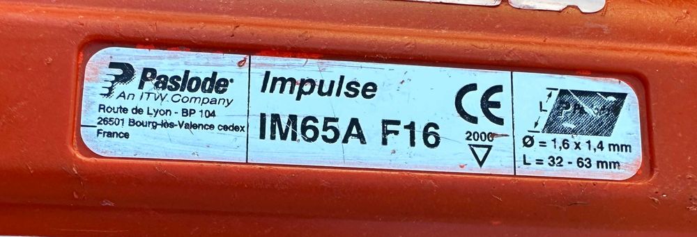 Paslode iM65А - Акумулаторен такер за дърво!