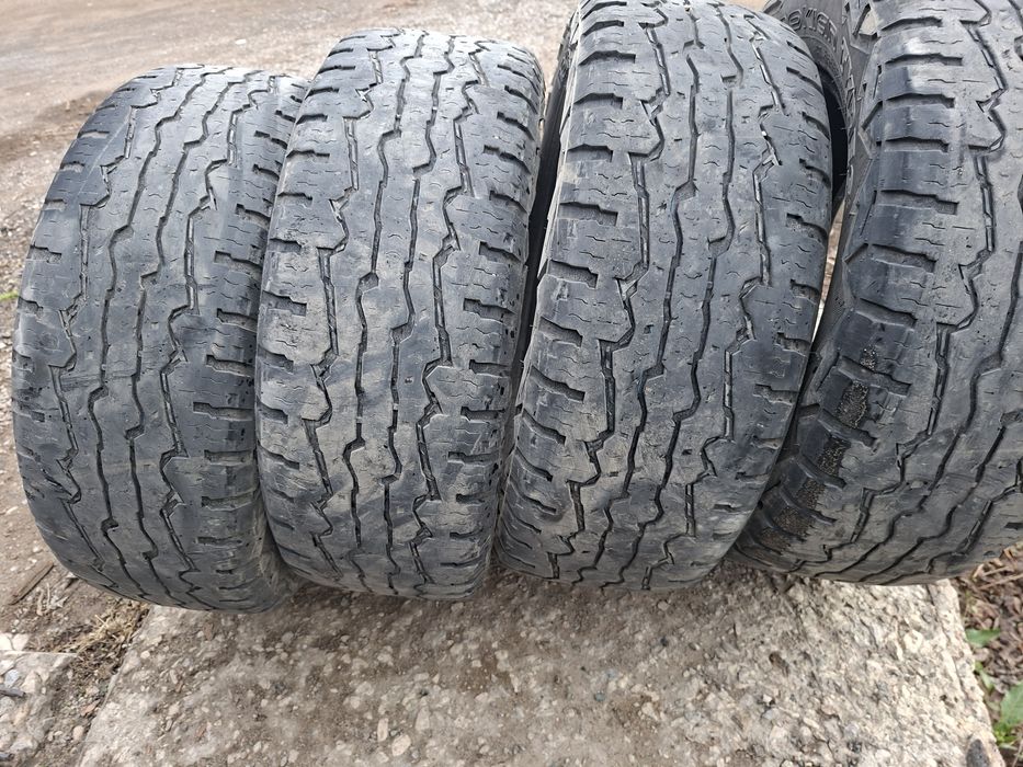 Продам шины 215/65/16 нокиа