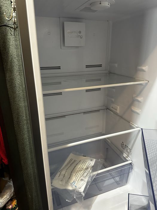 Холодильник в хорошем состояние