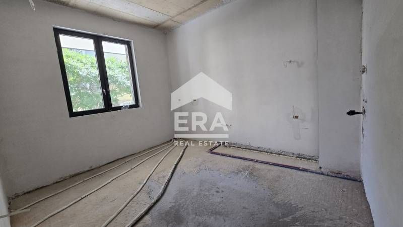 ЕРА ТЕРА предлага за продажба офис в нова модерна жилищна сграда с АКТ