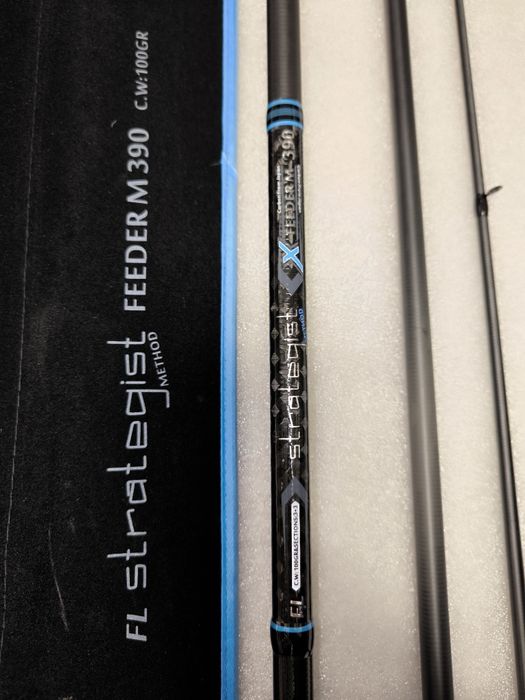 SET 2 Feedere FL Strategist Method 3.90M, 100G +2 Mulinete FL MF6500