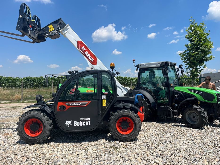 Miniexcavator  fundatii , piscine , curatiri terenuri