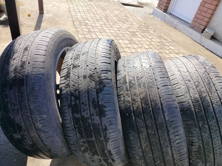 Продам резину р17 лето Мишлен