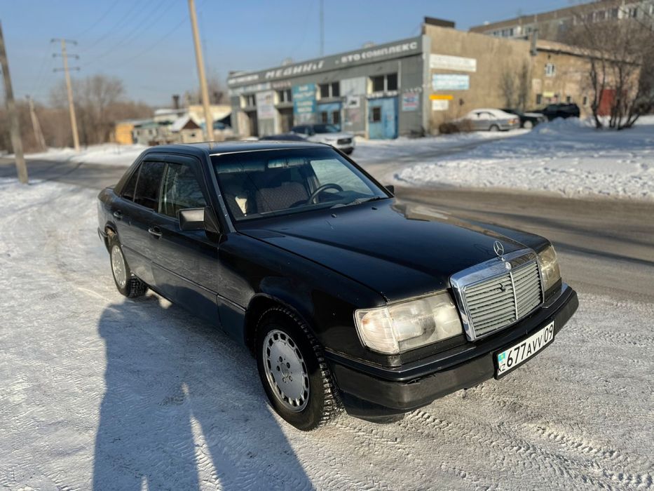мерседес 124……..