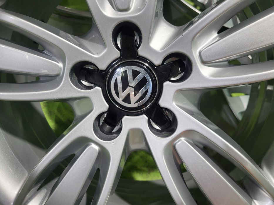 17 5x112 Vw Passat Touran Tiguan Golf Audi Q3 5х112