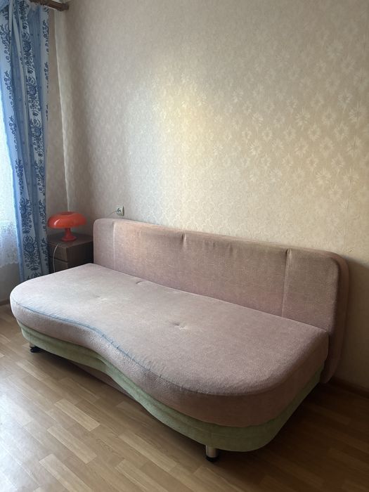 Отдам диван бесплатно