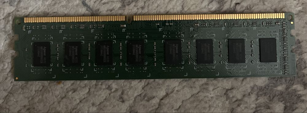 Оперативка DDR3 4гб (4х1)