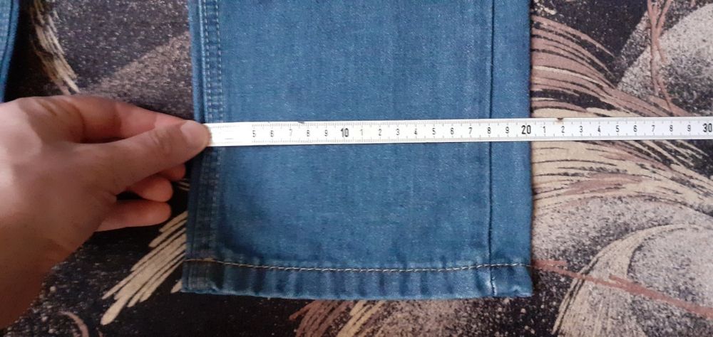 Мъжки дънки нови