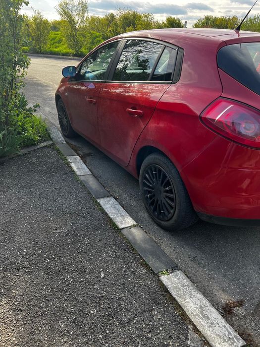 Vând autoturism Fiat Bravo