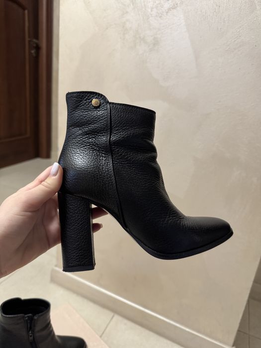 Ghete Il Passo din piele