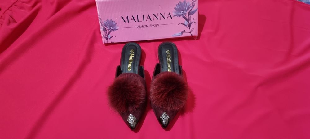 Malianna oyoq kiyim