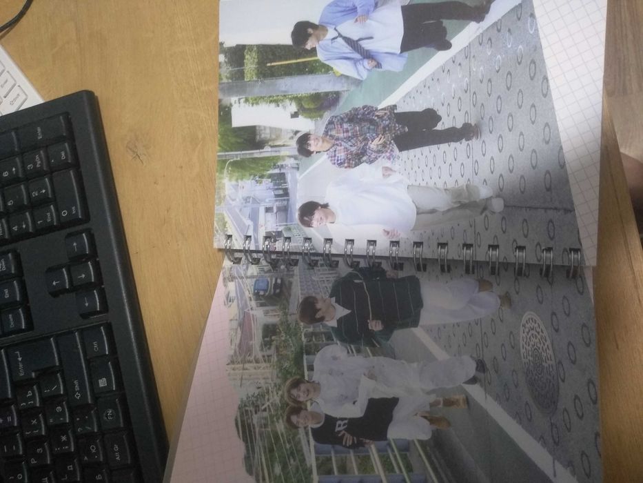 Альбом TWS Sparkling blue из кореи продам СРОЧНО